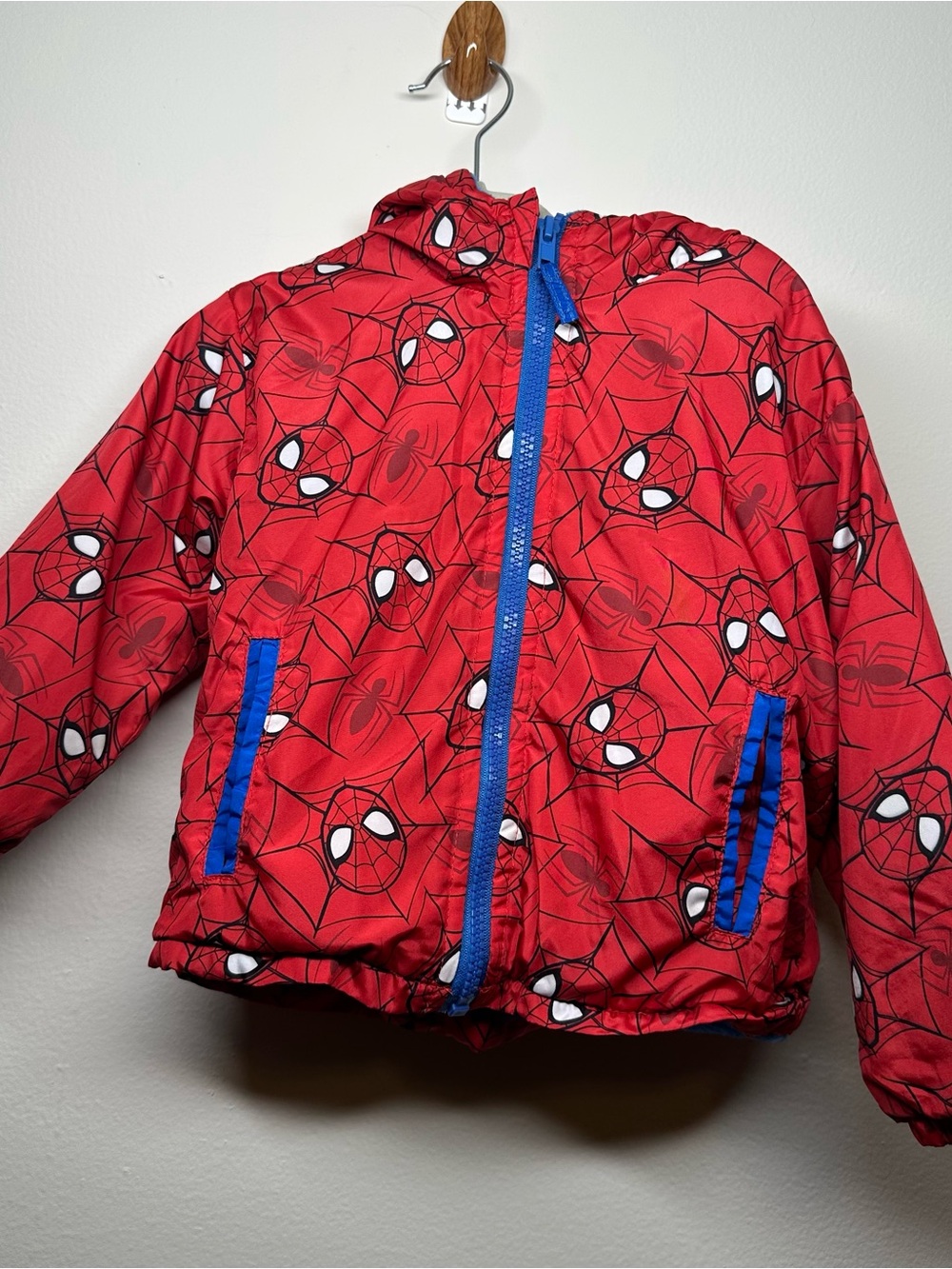 Marvel Spider-Man Kids Reversible Jacket Size 2T Red Puffer Blue Fleece Hooded